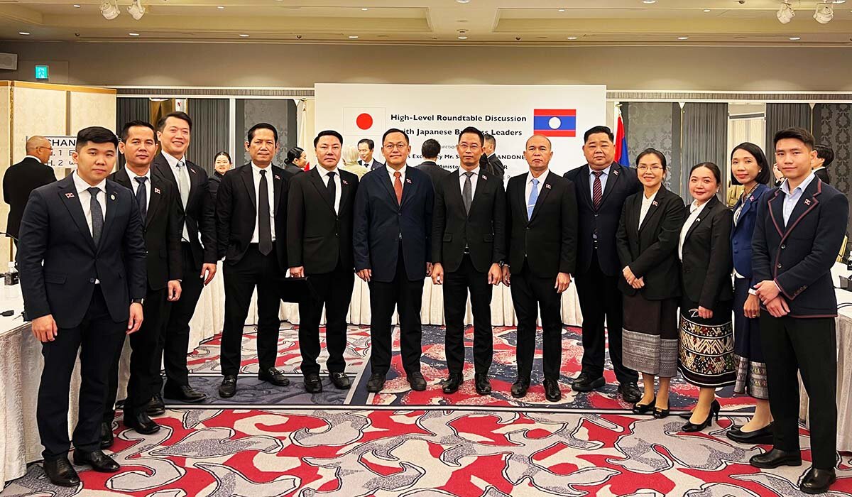 Laos-Japan Friendship Group Meets with Foreign Affairs Minister